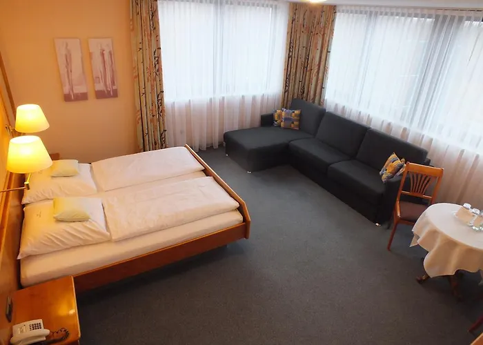 Stadt Pasing מלון 3*